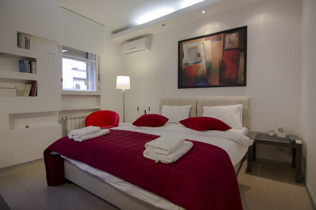 Studio Apartment Picasso Belgrado Exterior foto